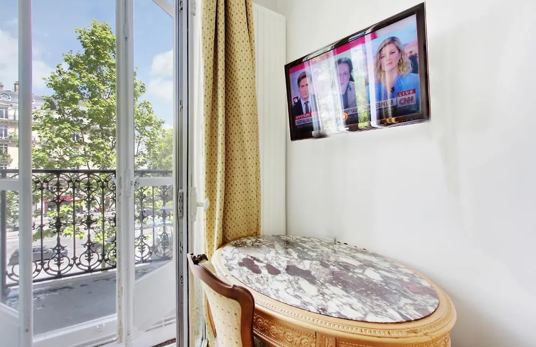 Suite junior avec balcon et vue sur Arc de Triomphe-1