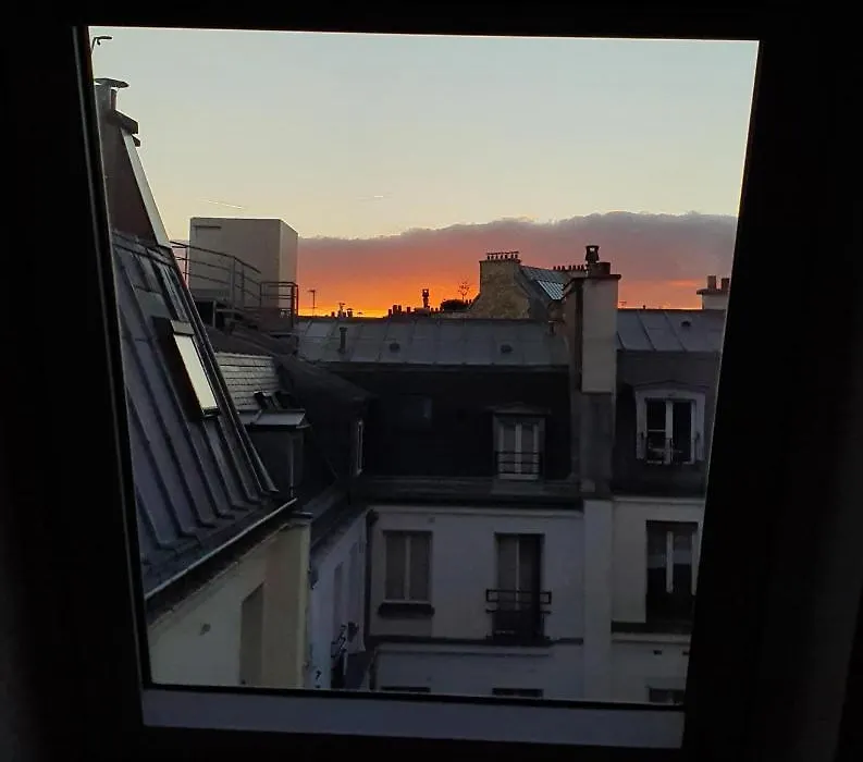 Chambre d'hôtes confort et charme Paris 9eme-1