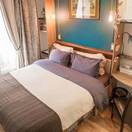 Cédric Accueille - Homestay PARIS-3